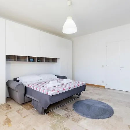Moderna E Comoda Casa A Mestre Free Park Апартаменты