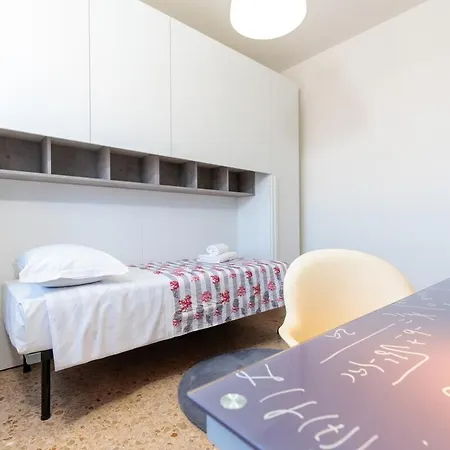 Διαμέρισμα Moderna E Comoda Casa A Mestre Free Park Βενετία
