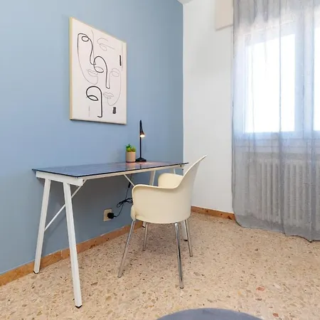 Moderna E Comoda Casa A Mestre Free Park Местре